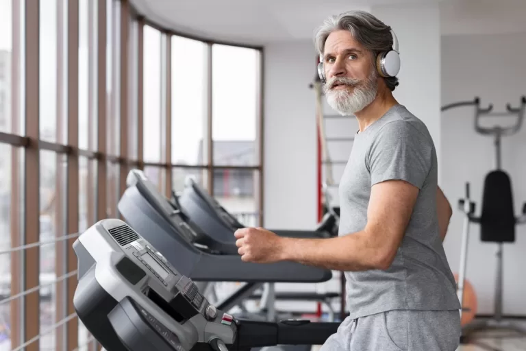 What Type Of Workout Over 50 Men Should Do?