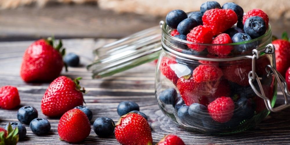 7 Platelet-Boosting Foods for Renewed Energy & Vitality, Berries
